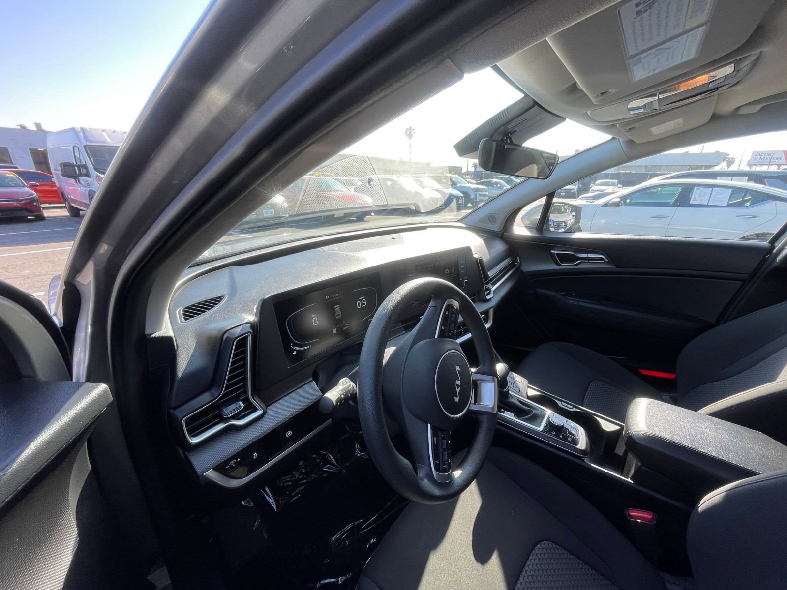 Thumbnail: 2025 Kia Sportage - 34