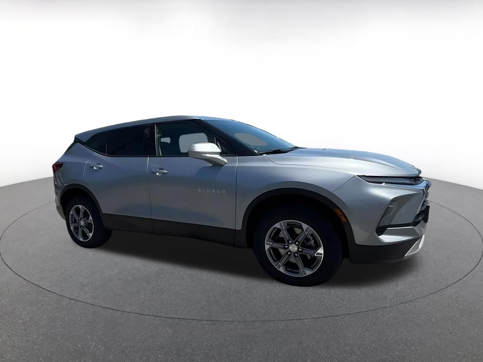 Thumbnail: 2025 Chevrolet Blazer - 2
