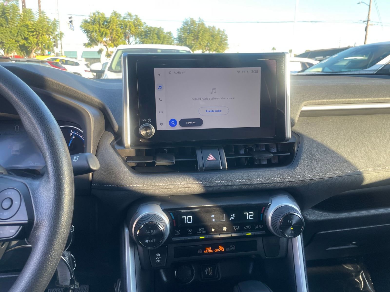 Thumbnail: 2025 Toyota RAV4 - 18