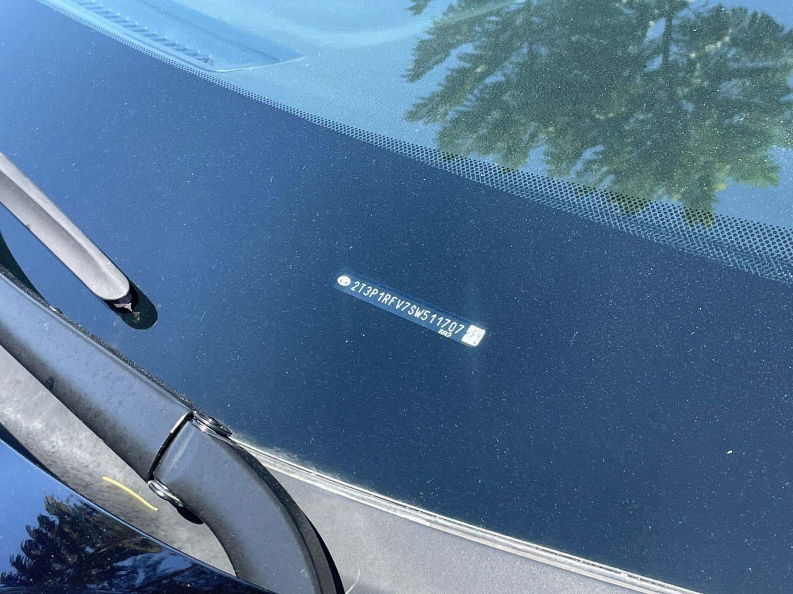 Thumbnail: 2025 Toyota RAV4 - 32