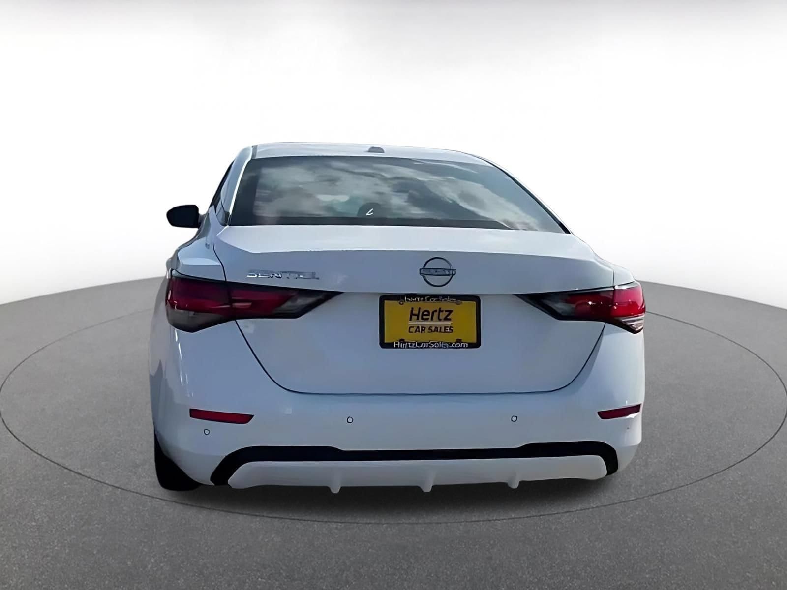 Thumbnail: 2025 Nissan Sentra - 12