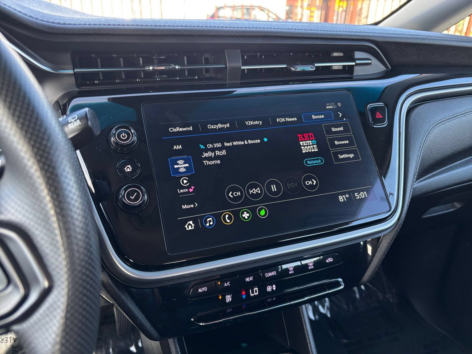 Thumbnail: 2023 Chevrolet Bolt EV - 24