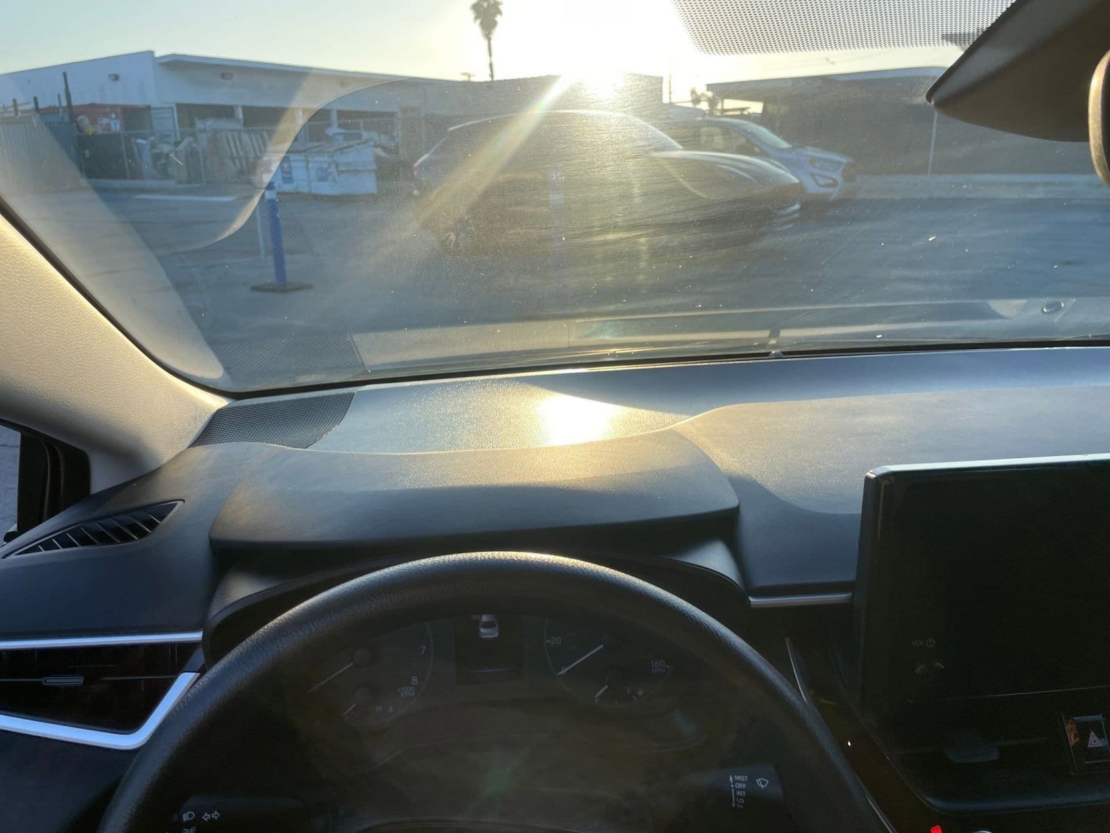 Thumbnail: 2025 Toyota Corolla - 34