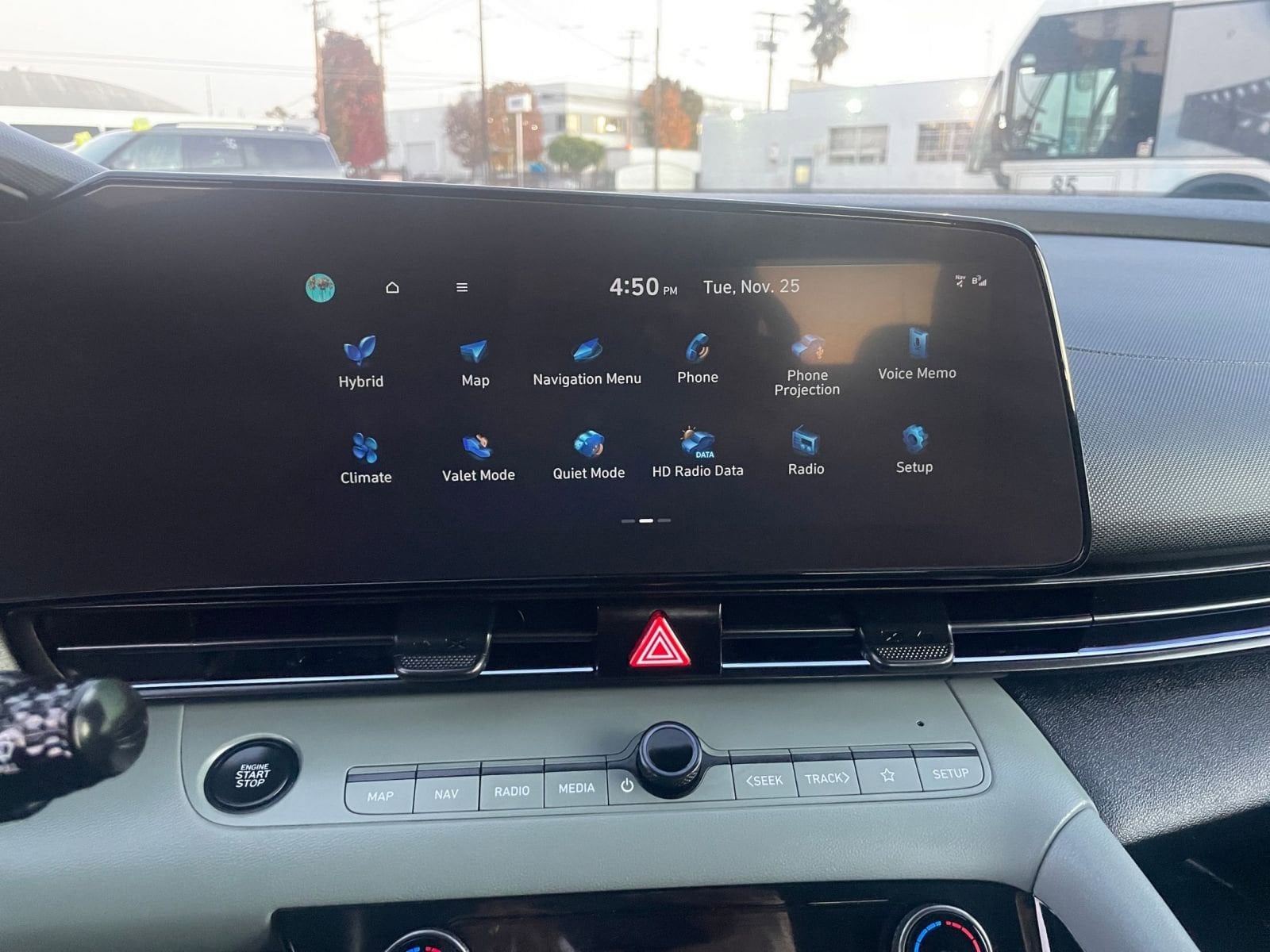 Thumbnail: 2025 Hyundai Elantra - 21