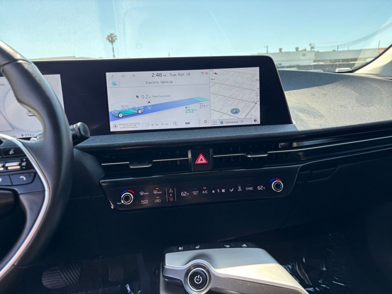 Thumbnail: 2023 Kia EV6 - 20