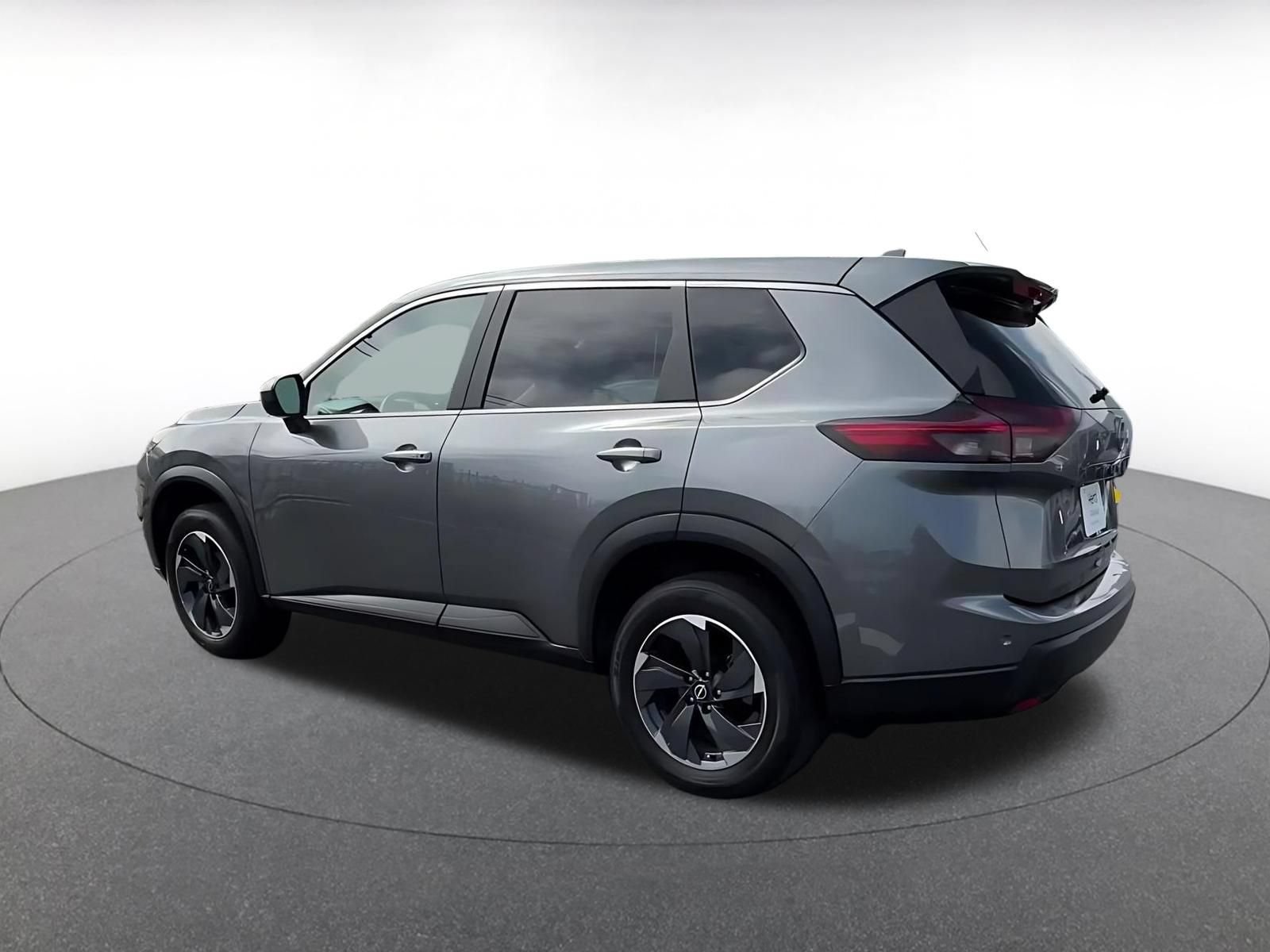 Thumbnail: 2025 Nissan Rogue - 10