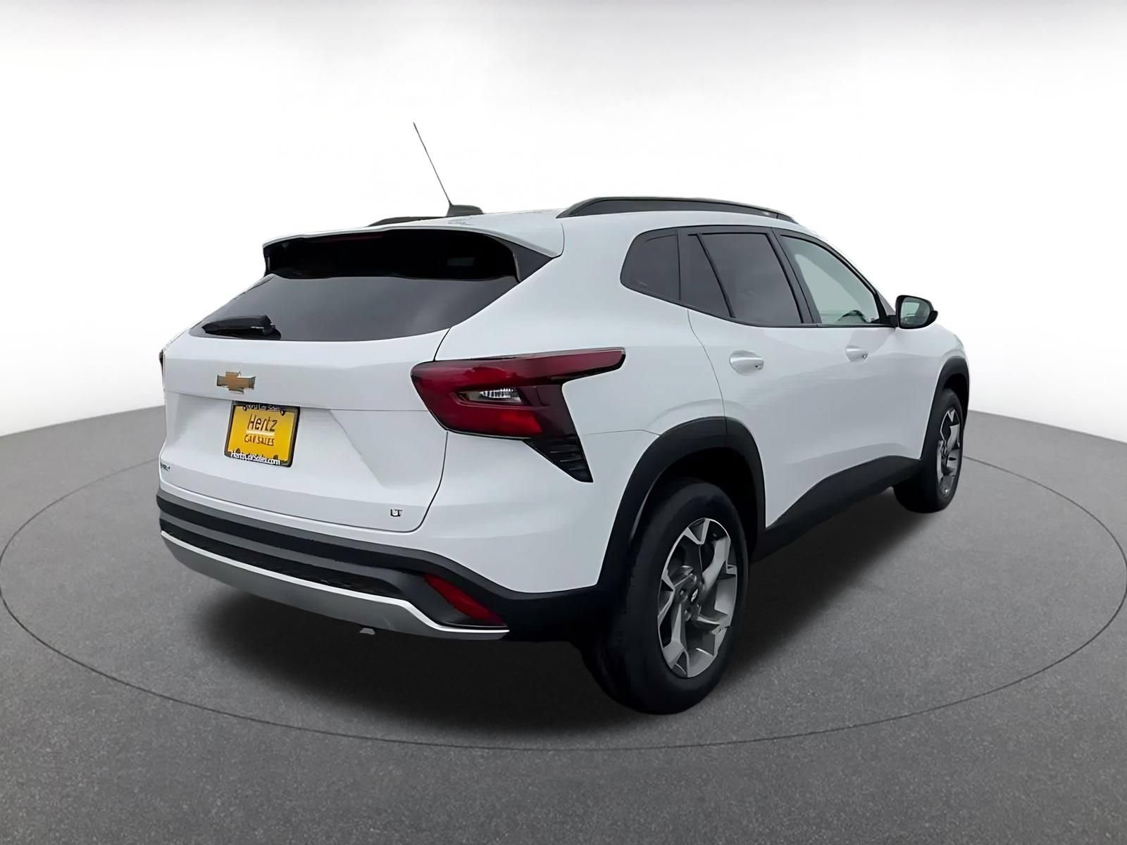 Thumbnail: 2025 Chevrolet Trax - 13