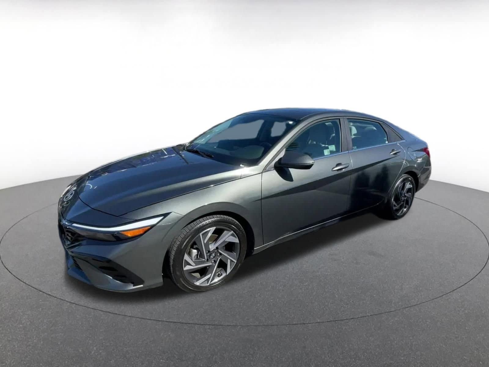 Thumbnail: 2025 Hyundai Elantra - 8