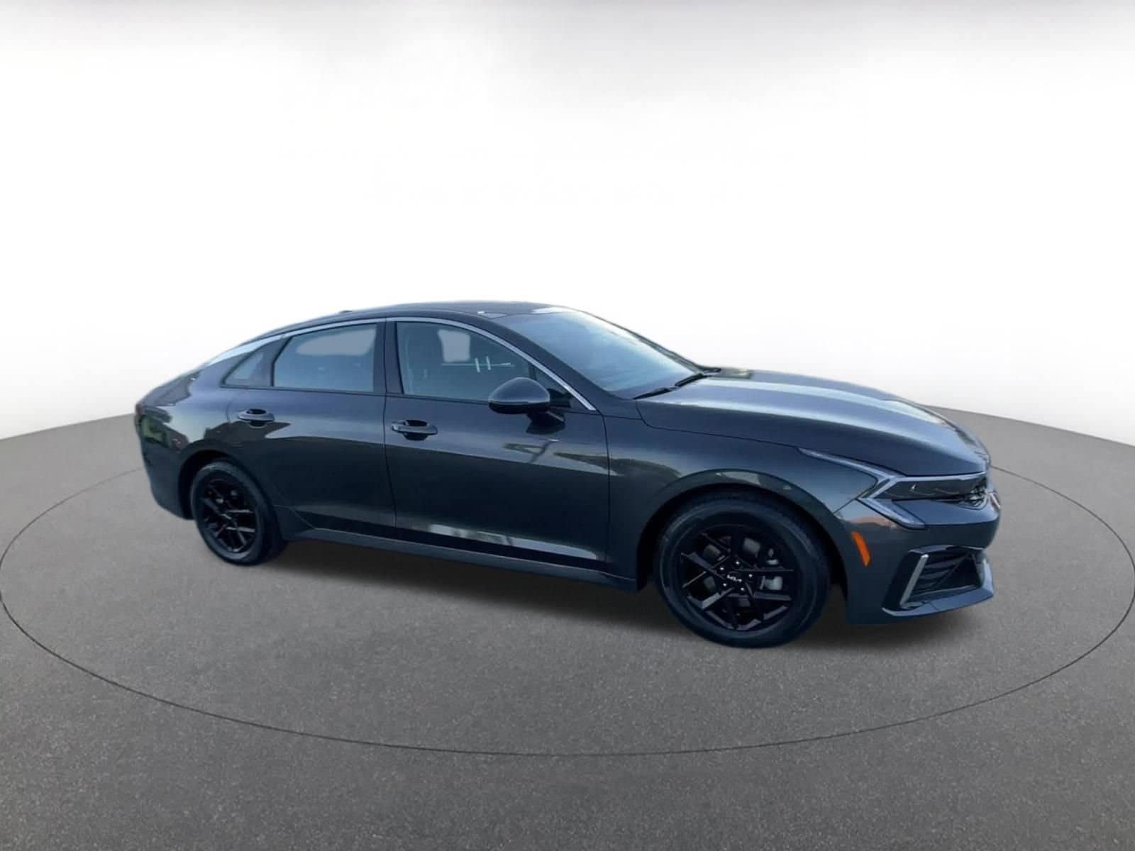 Thumbnail: 2025 Kia K5 - 2