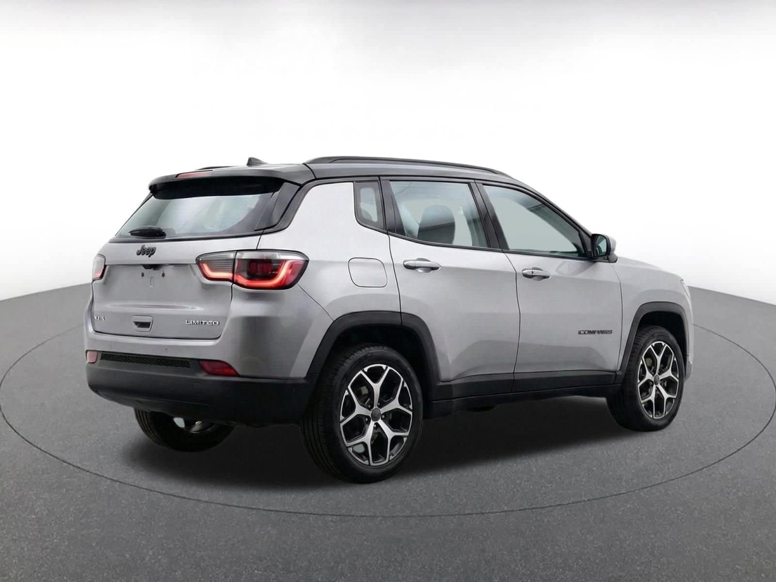 Thumbnail: 2025 Jeep Compass - 9