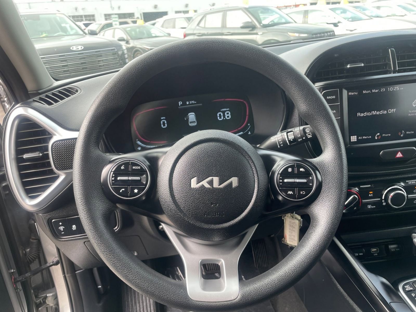 Thumbnail: 2025 Kia Soul - 28