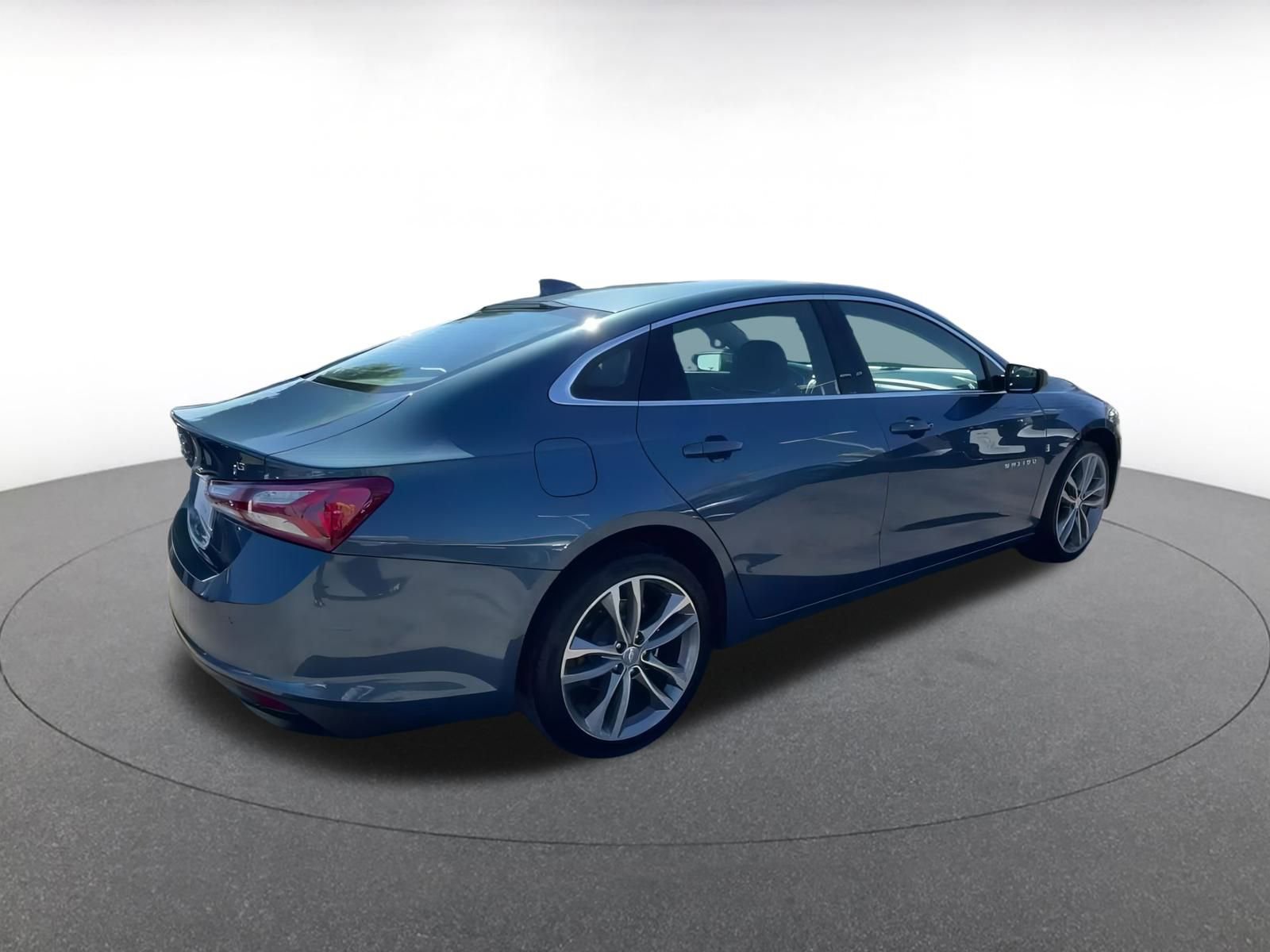 Thumbnail: 2024 Chevrolet Malibu - 15