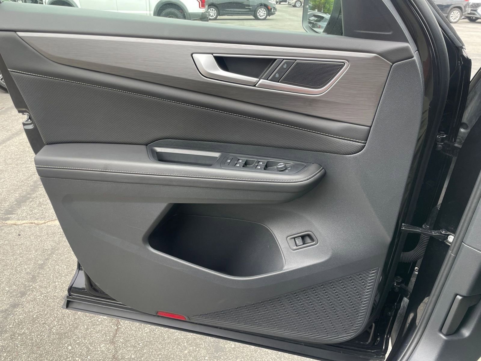 Thumbnail: 2025 Volkswagen Atlas - 20