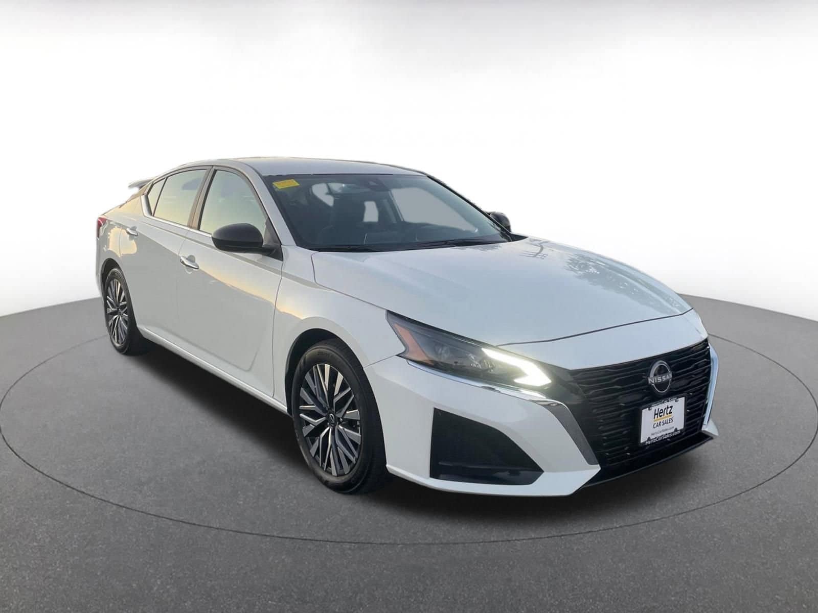 Thumbnail: 2025 Nissan Altima - 1