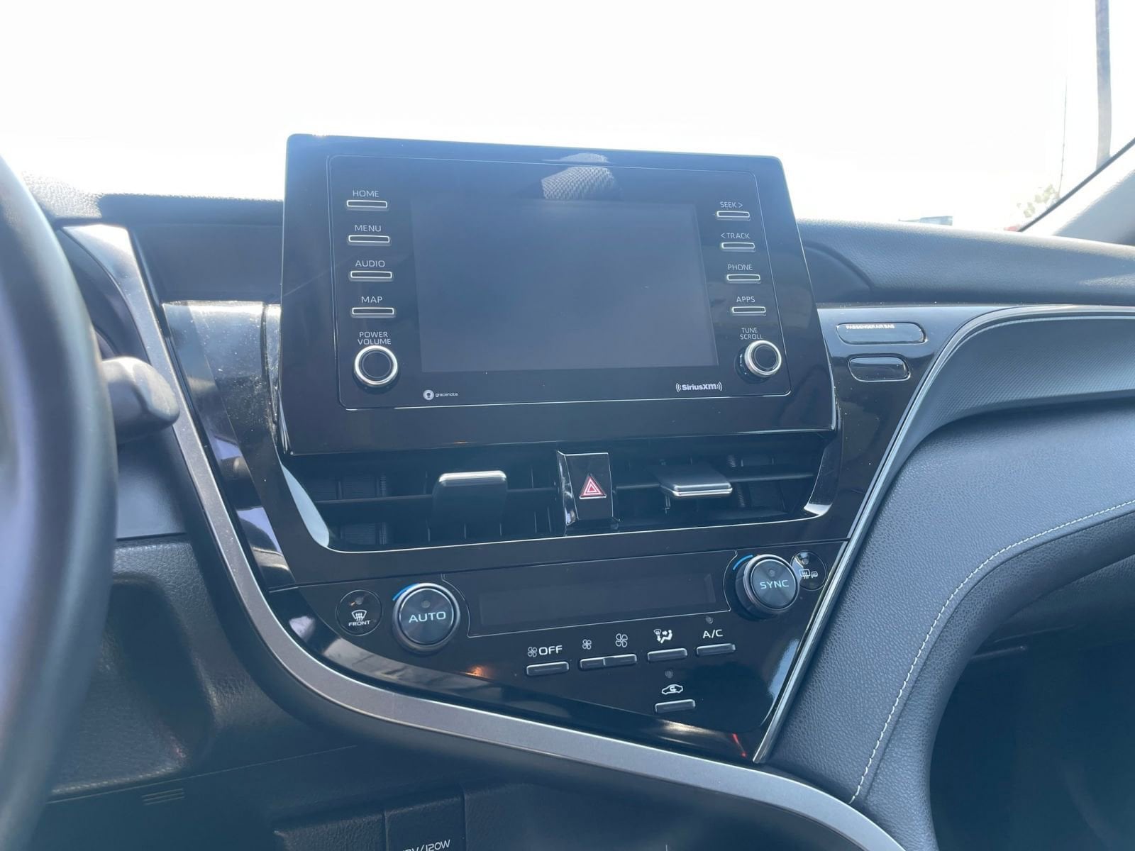 Thumbnail: 2024 Toyota Camry - 18