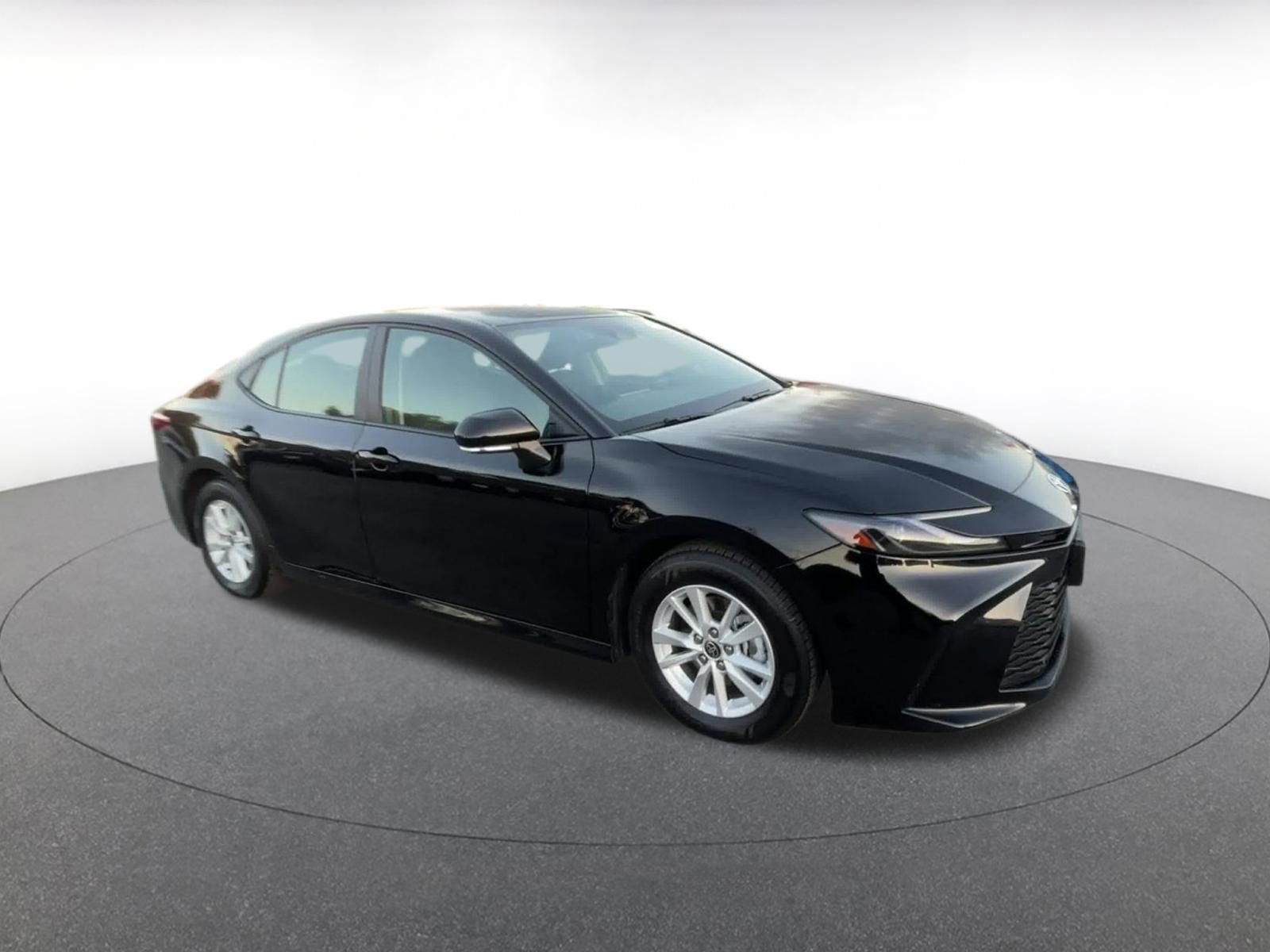 Thumbnail: 2025 Toyota Camry - 2