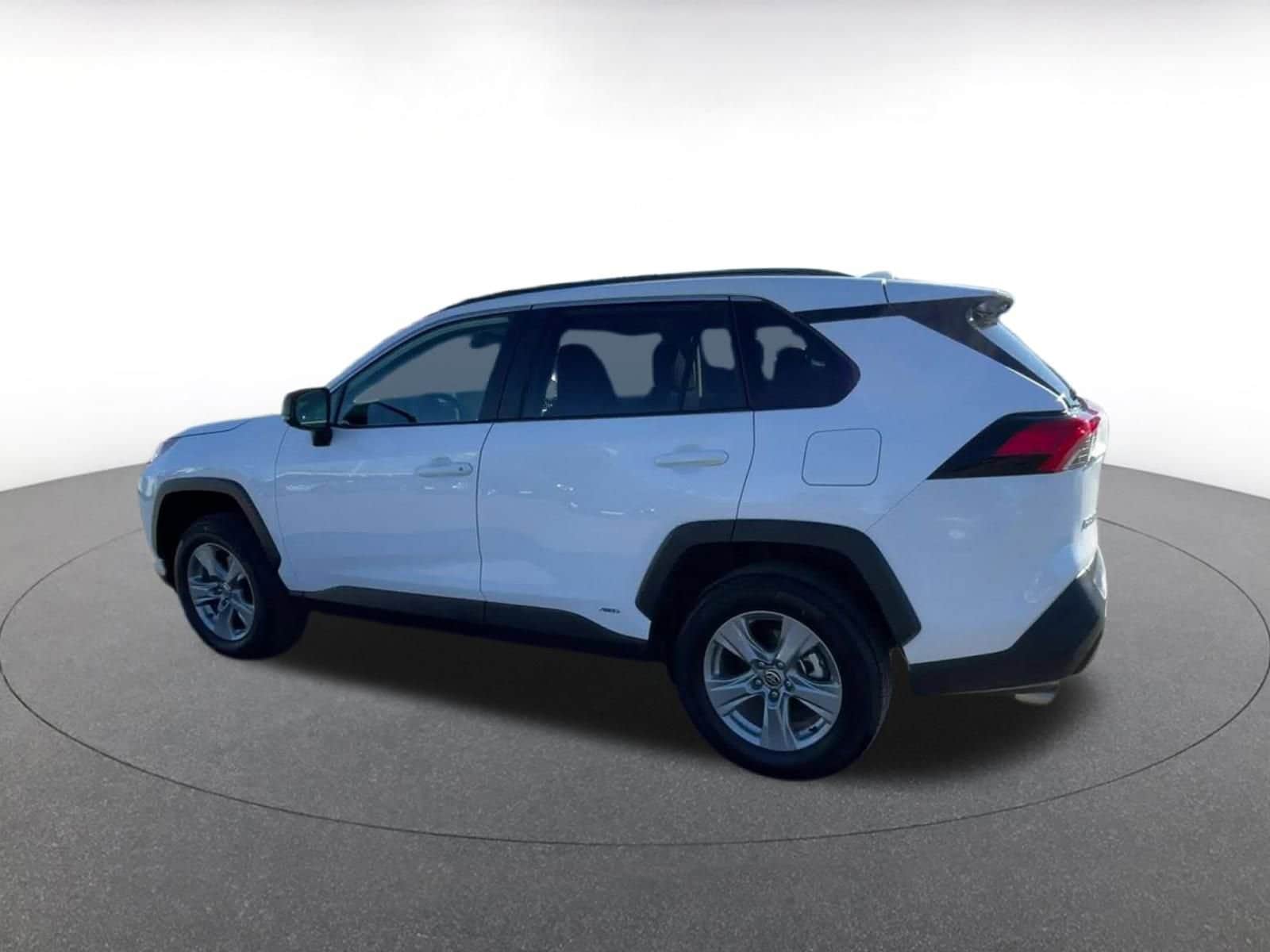 Thumbnail: 2025 Toyota RAV4 - 10