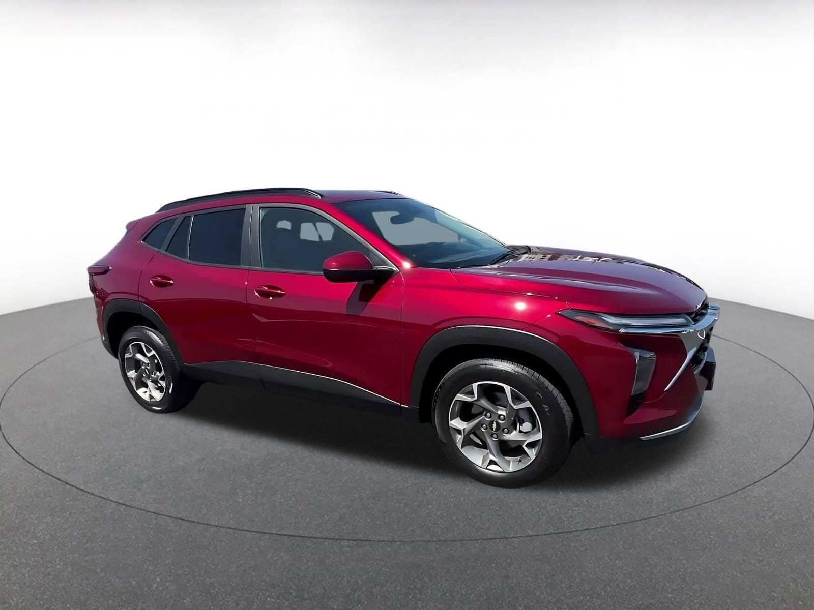 Thumbnail: 2025 Chevrolet Trax - 2