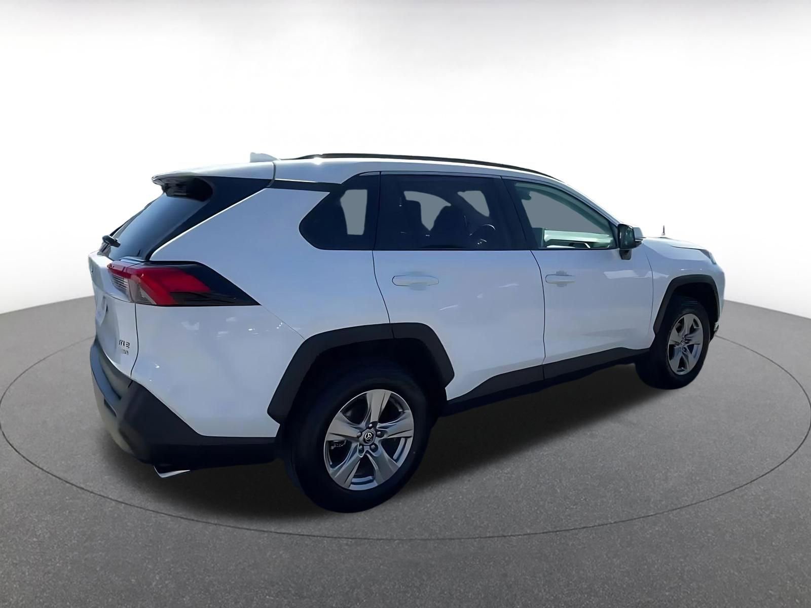 Thumbnail: 2025 Toyota RAV4 - 15