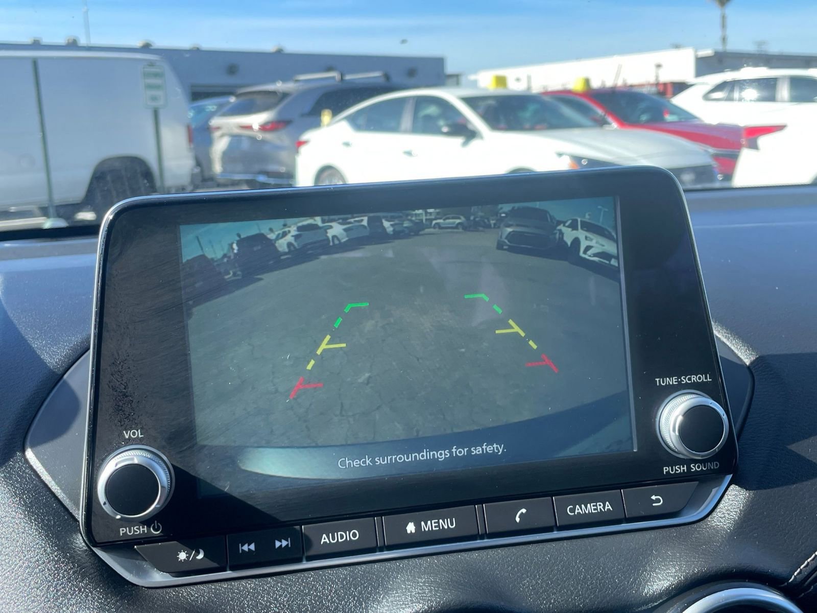 Thumbnail: 2025 Nissan Sentra - 24