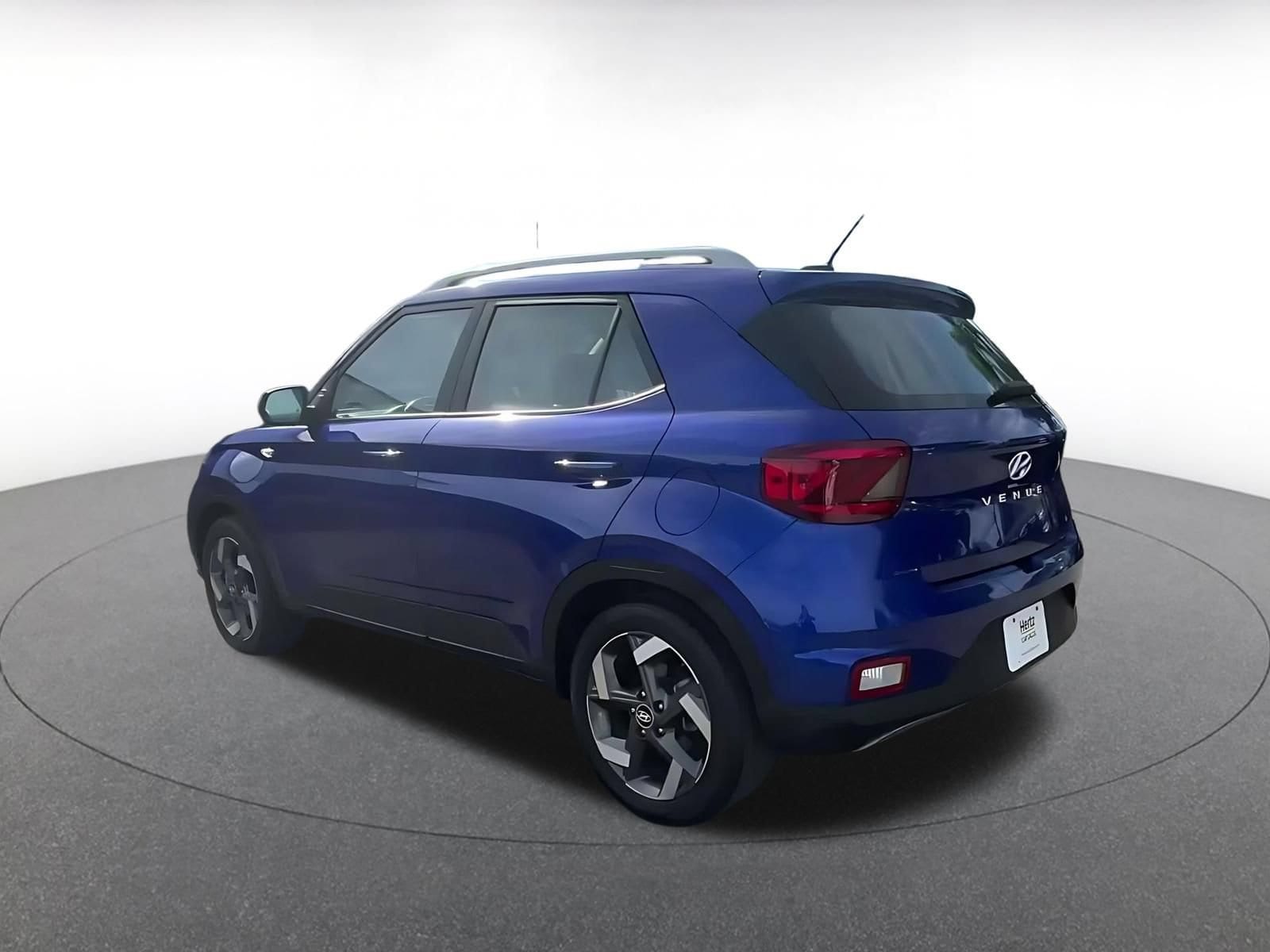 Thumbnail: 2025 Hyundai Venue - 10