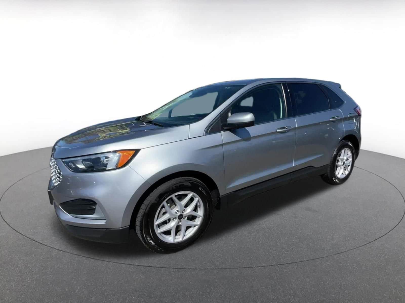 Thumbnail: 2023 Ford Edge - 8