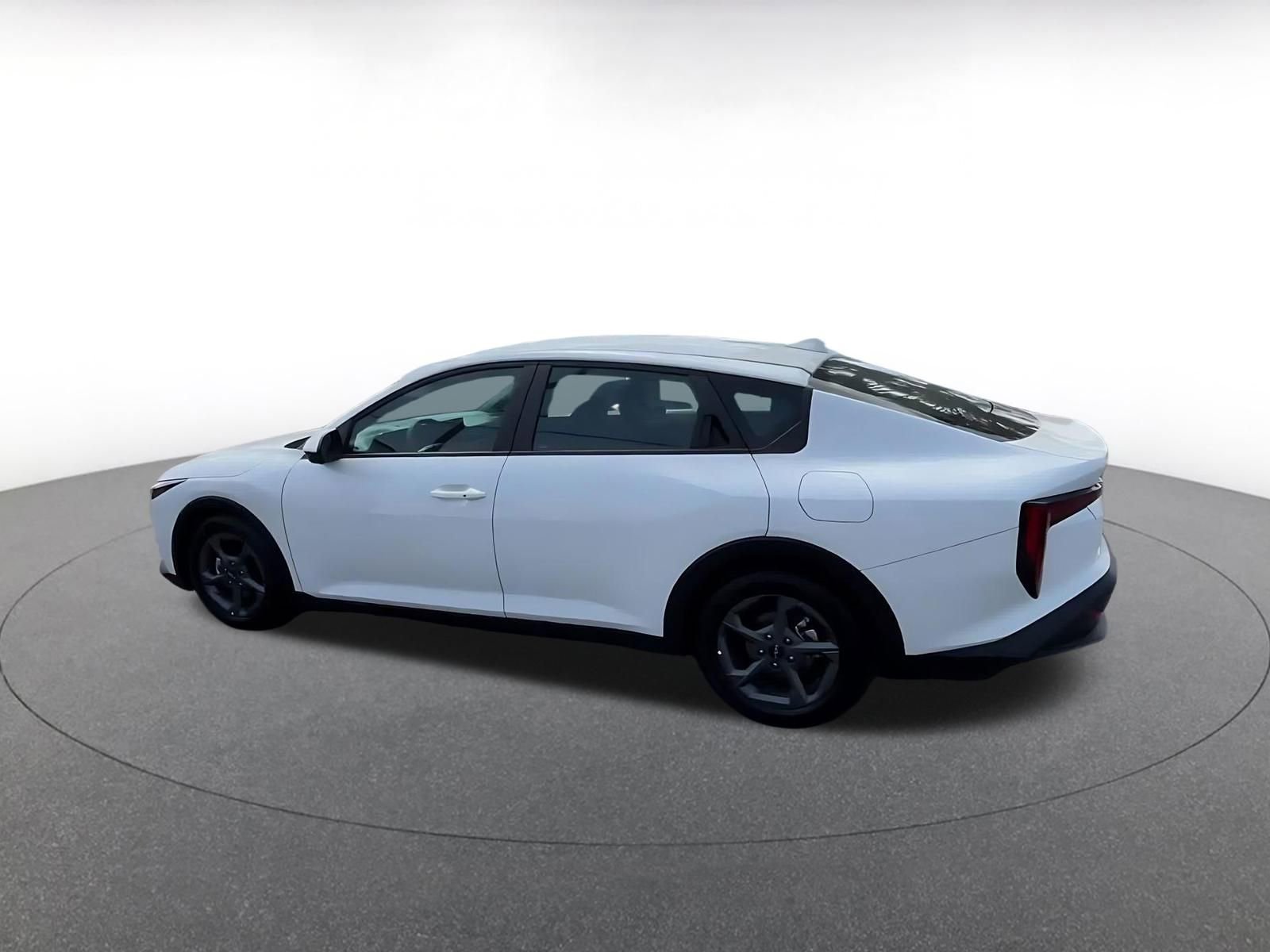 Thumbnail: 2025 Kia K4 - 10