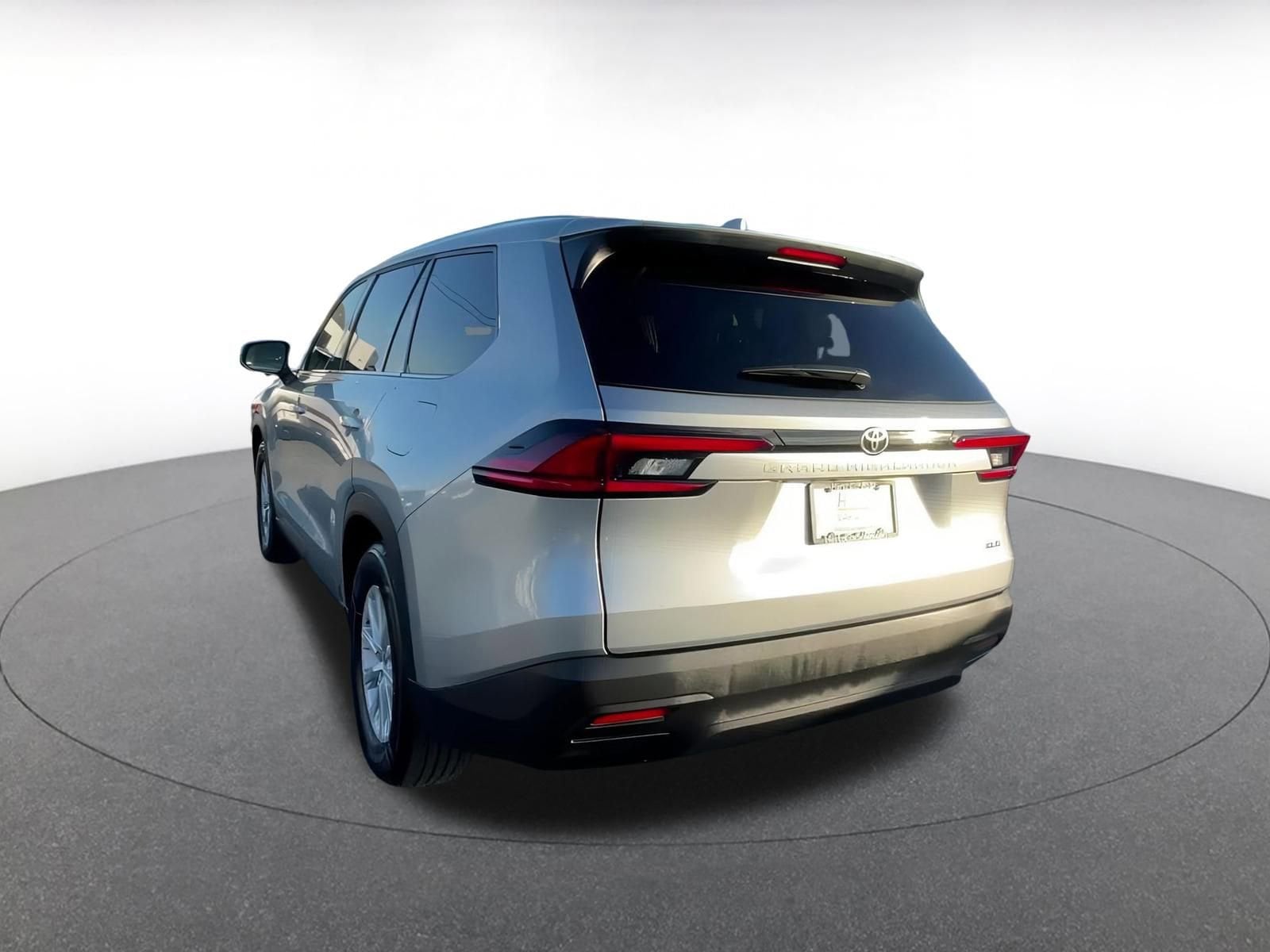 Thumbnail: 2025 Toyota Grand Highlander - 11