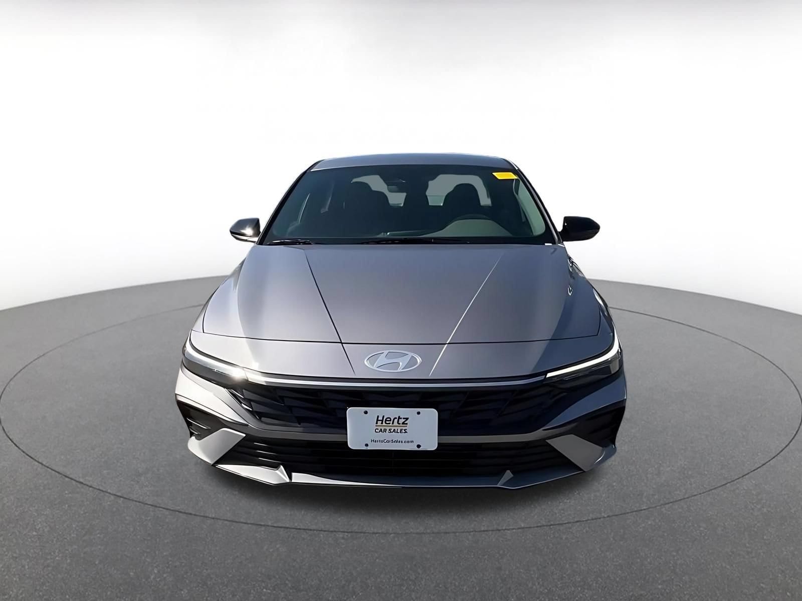 Thumbnail: 2026 Hyundai Elantra - 4