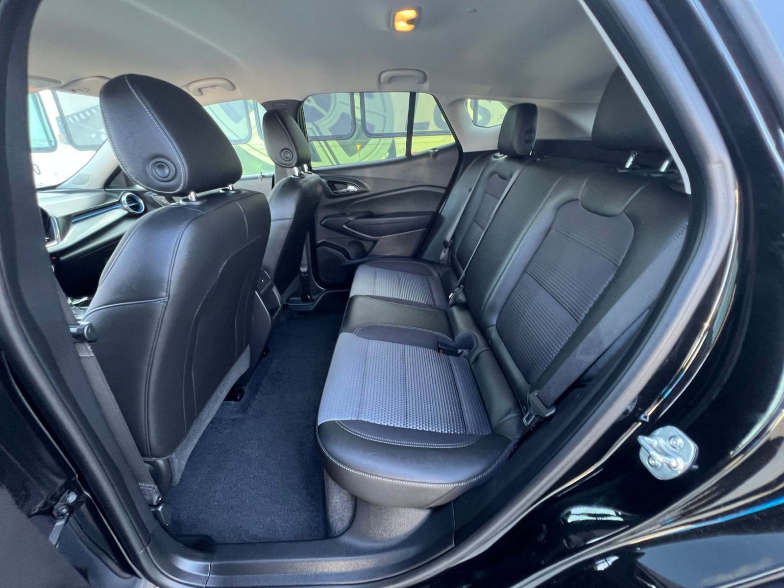 Thumbnail: 2025 Chevrolet Trax - 29