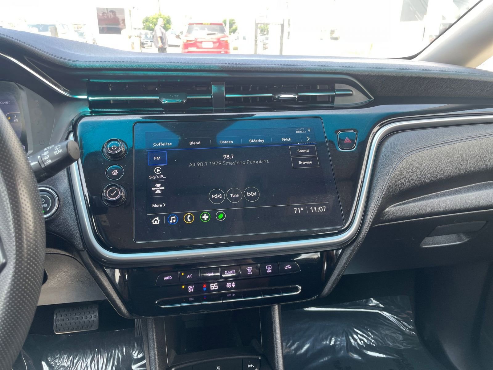 Thumbnail: 2023 Chevrolet Bolt EV - 21