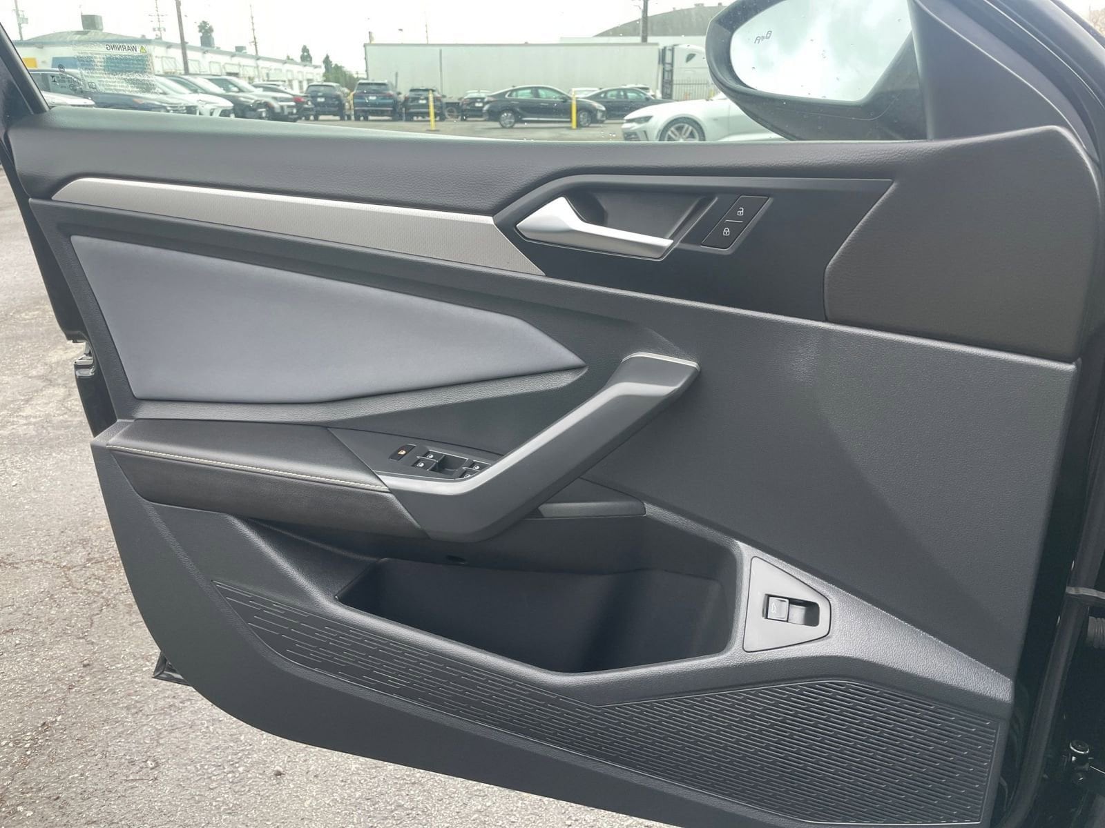 Thumbnail: 2025 Volkswagen Jetta - 20