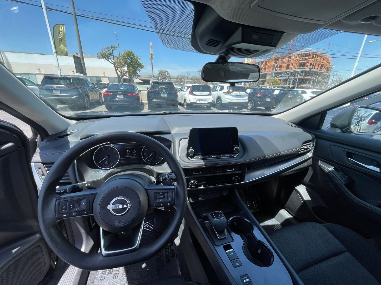 2024 Nissan Rogue SV 33