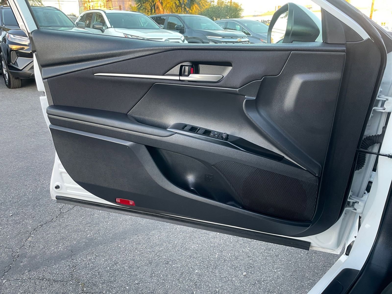 Thumbnail: 2025 Toyota Camry - 20