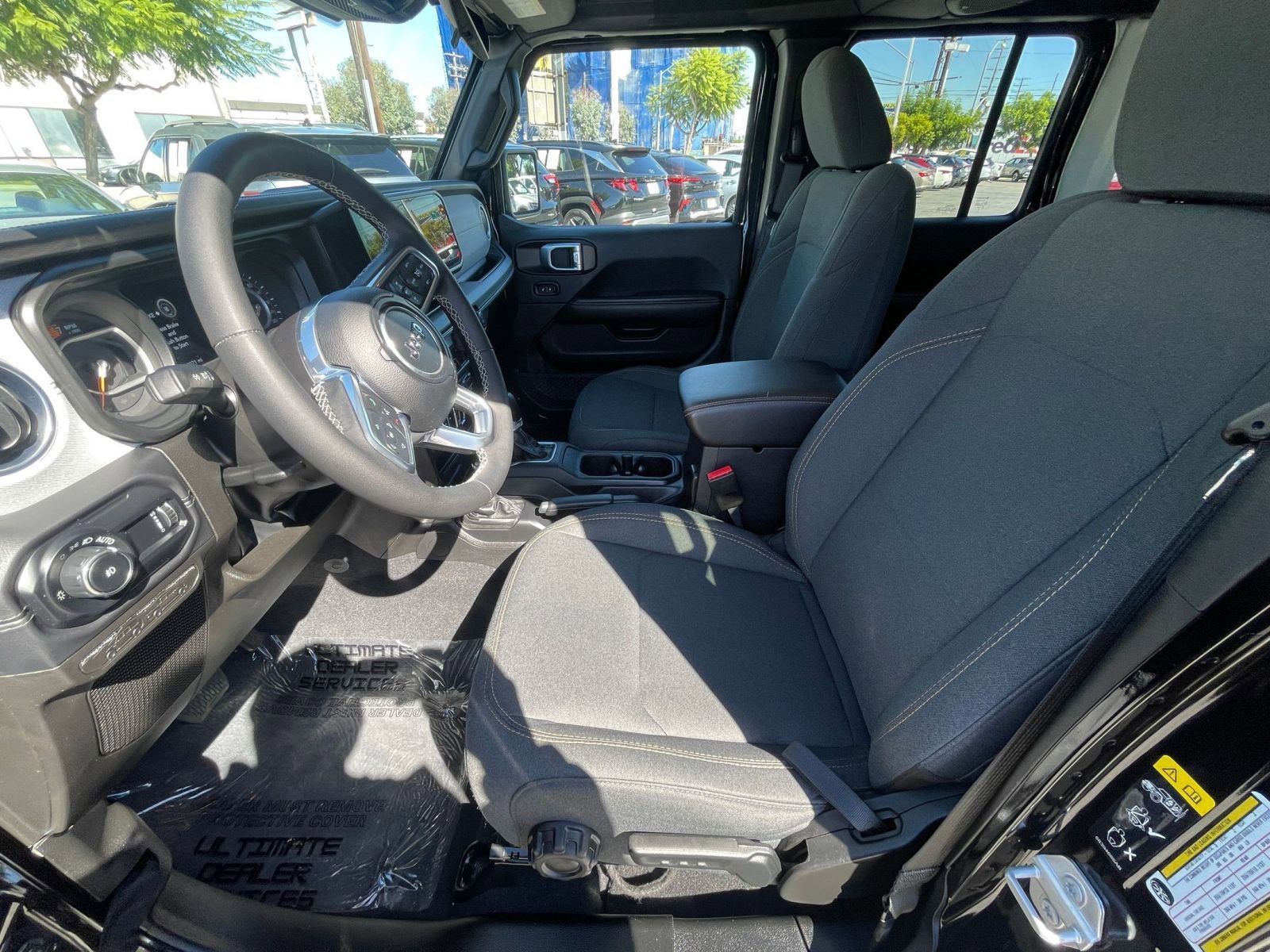 Thumbnail: 2025 Jeep Wrangler - 27