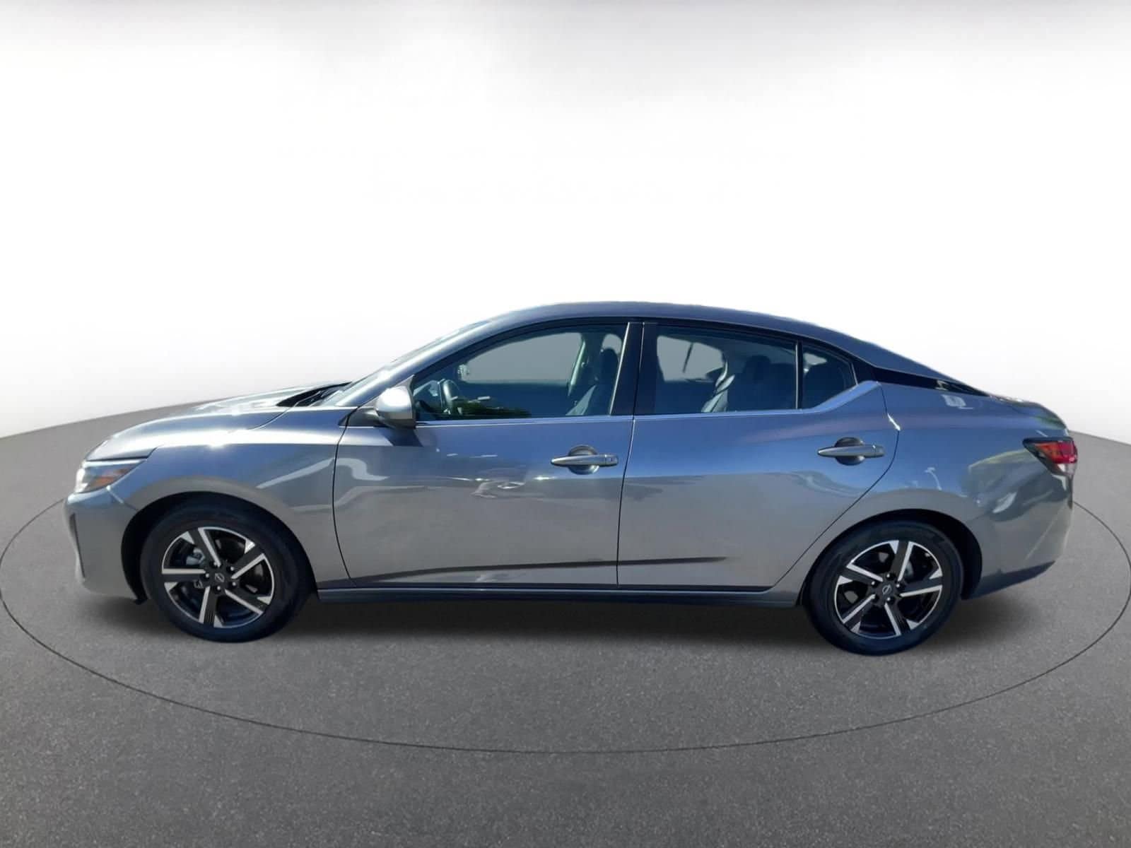 Thumbnail: 2024 Nissan Sentra - 9