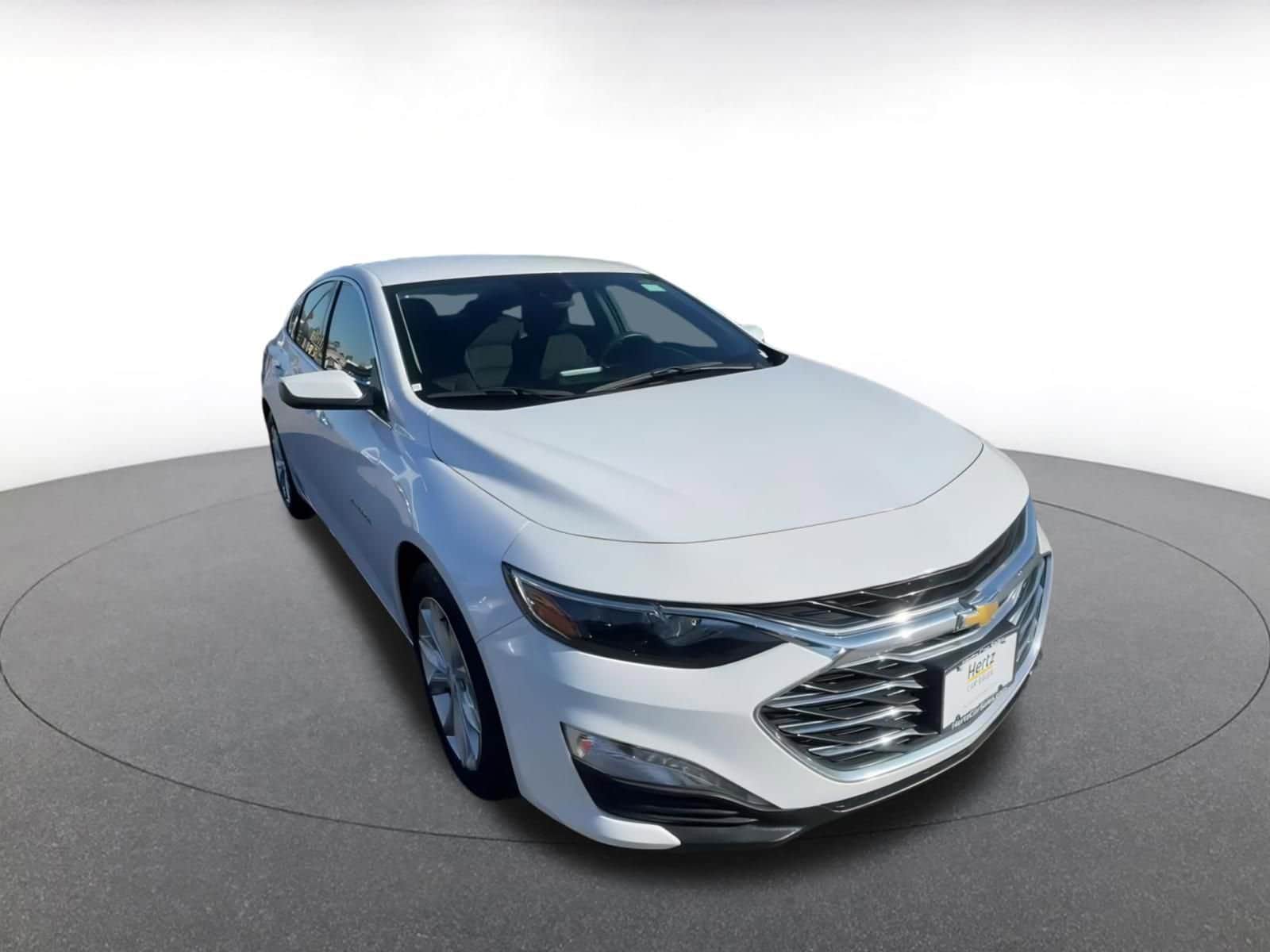 Thumbnail: 2023 Chevrolet Malibu - 3