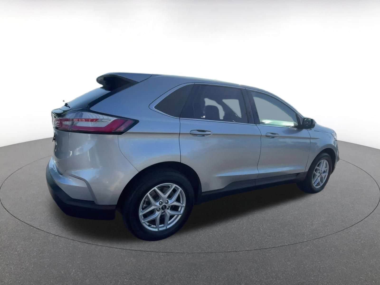 Thumbnail: 2023 Ford Edge - 15