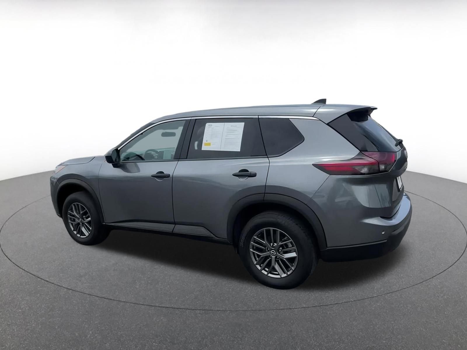 2024 Nissan Rogue S 10