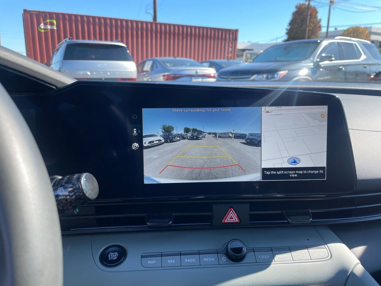 Thumbnail: 2025 Hyundai Elantra - 17