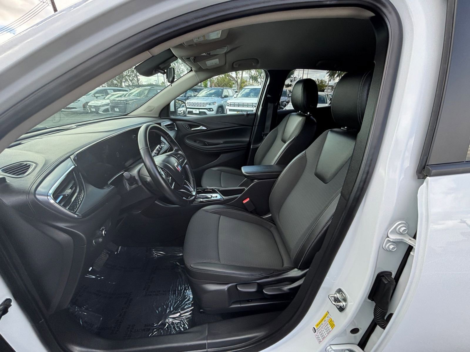 Thumbnail: 2025 Buick Encore GX - 28