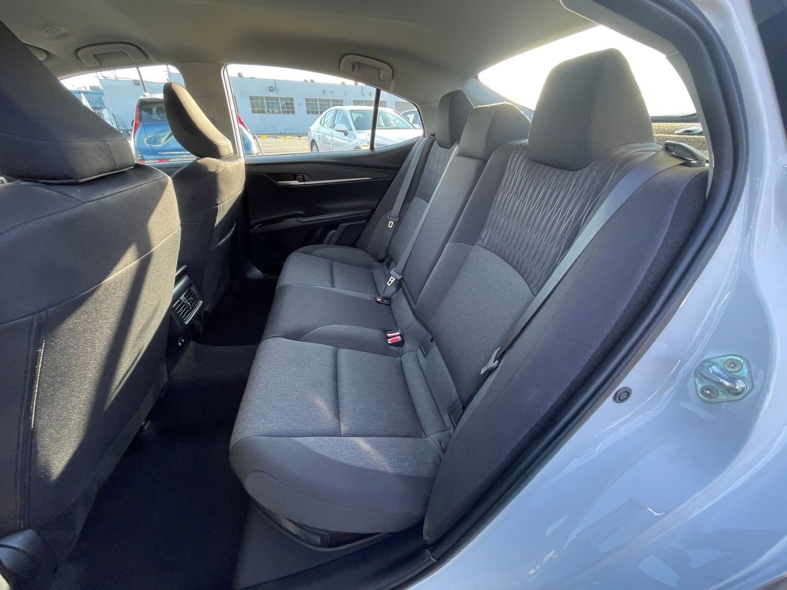 Thumbnail: 2025 Toyota Camry - 25