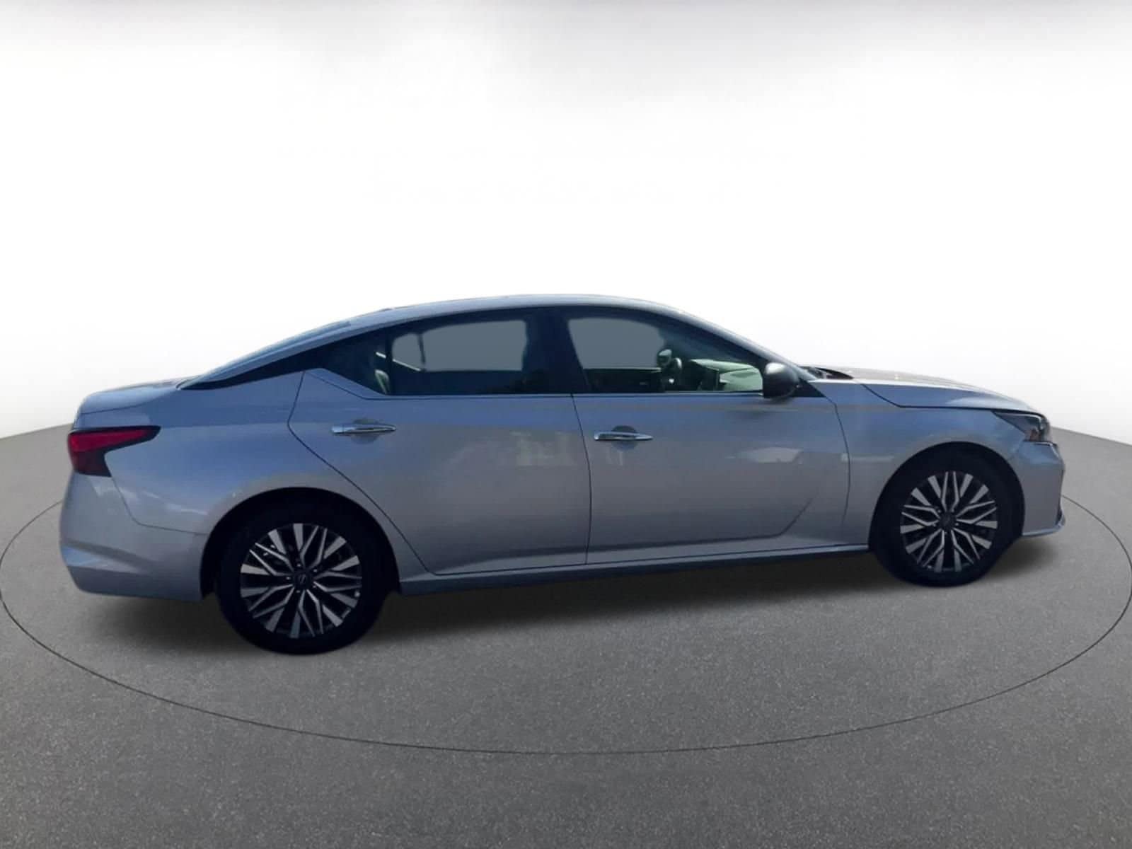 Thumbnail: 2024 Nissan Altima - 16