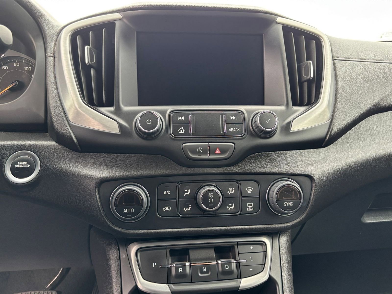 Thumbnail: 2024 GMC Terrain - 17
