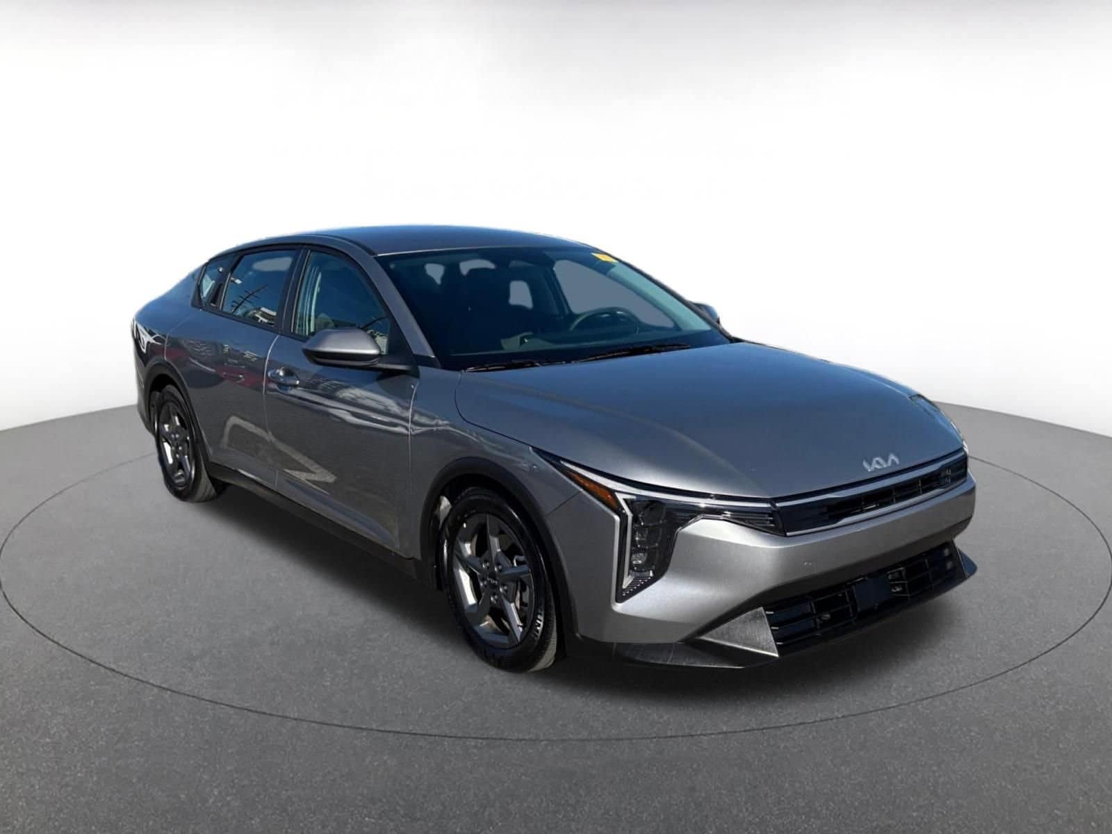 Thumbnail: 2025 Kia K4 - 1