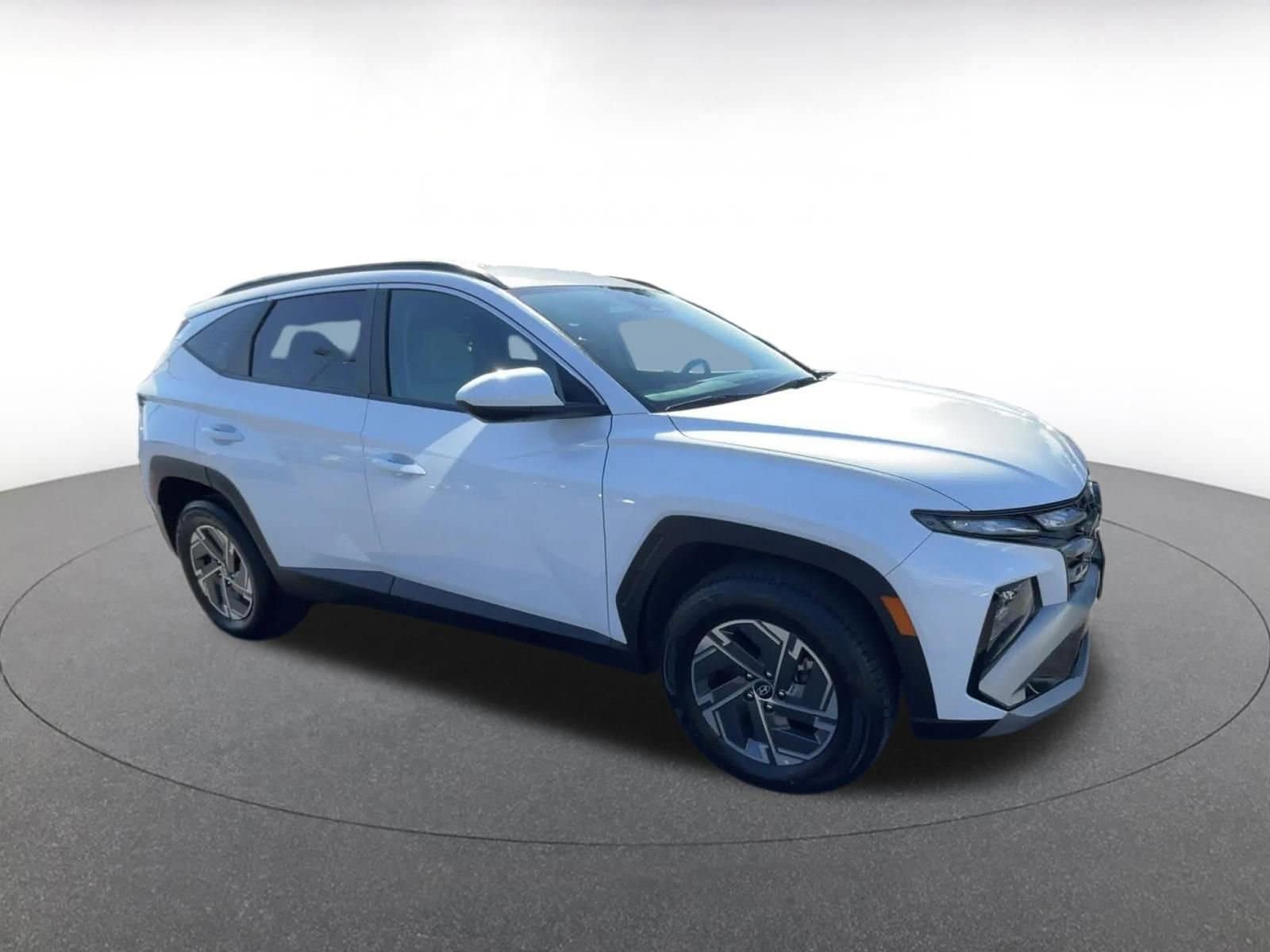 Thumbnail: 2025 Hyundai Tucson - 2