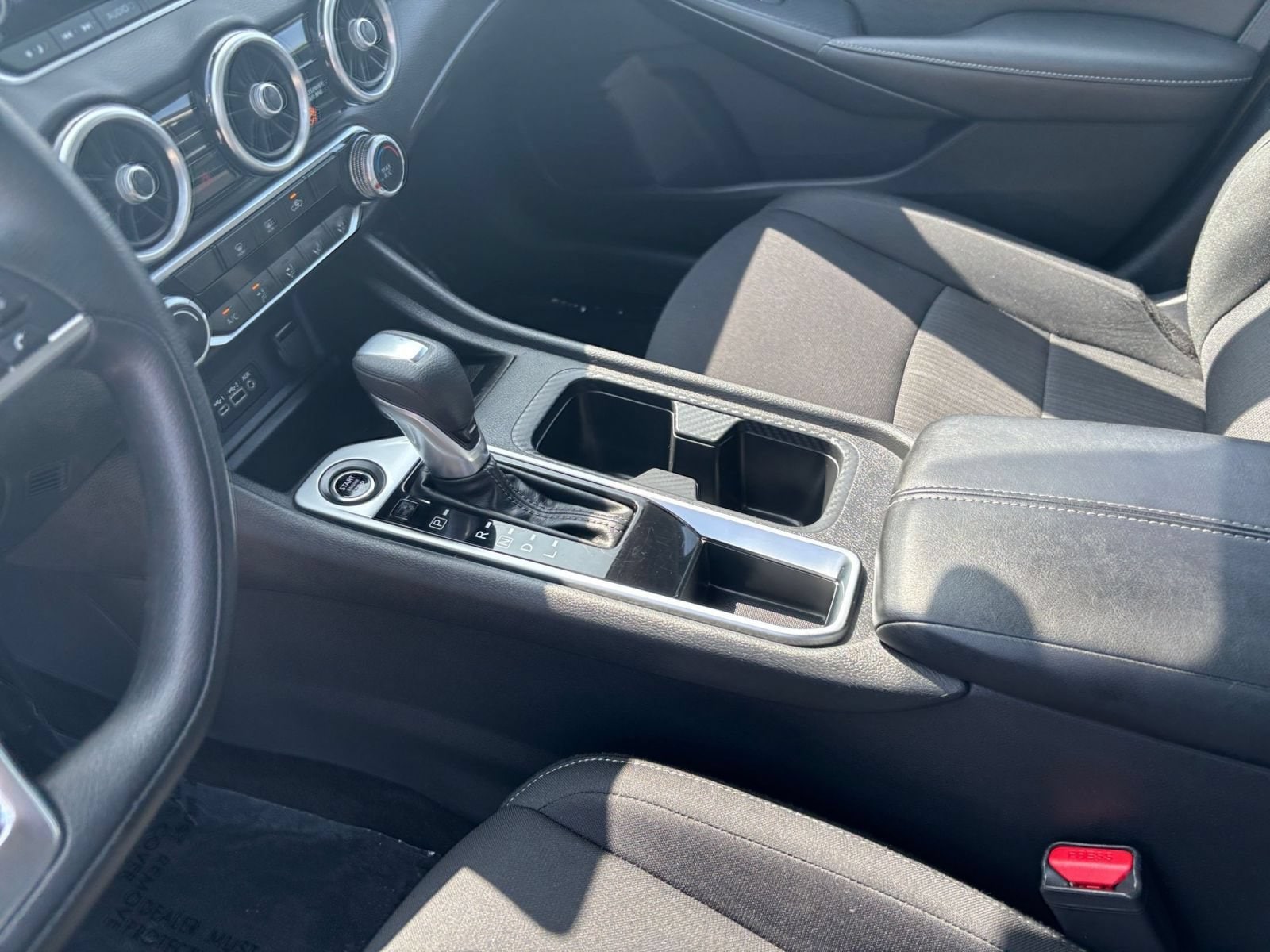 2025 Nissan Sentra SV - Photo 40