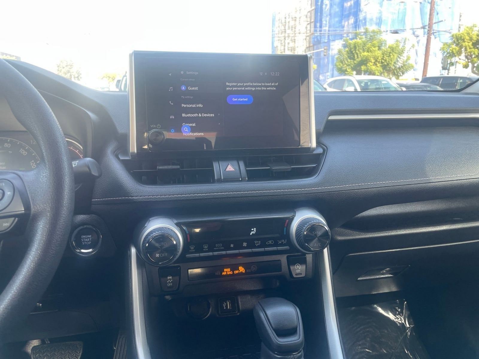 Thumbnail: 2025 Toyota RAV4 - 18