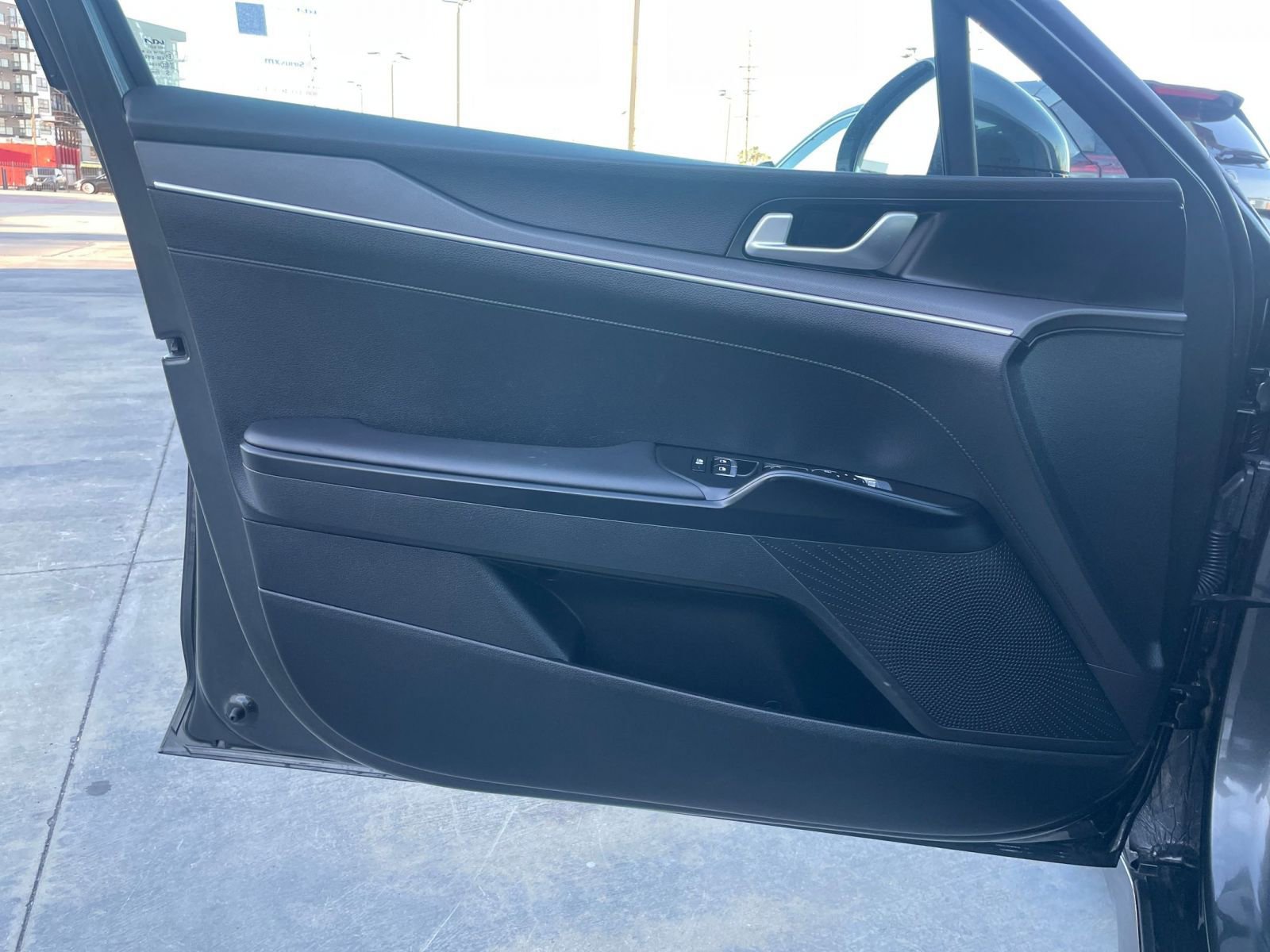 Thumbnail: 2025 Kia K5 - 18