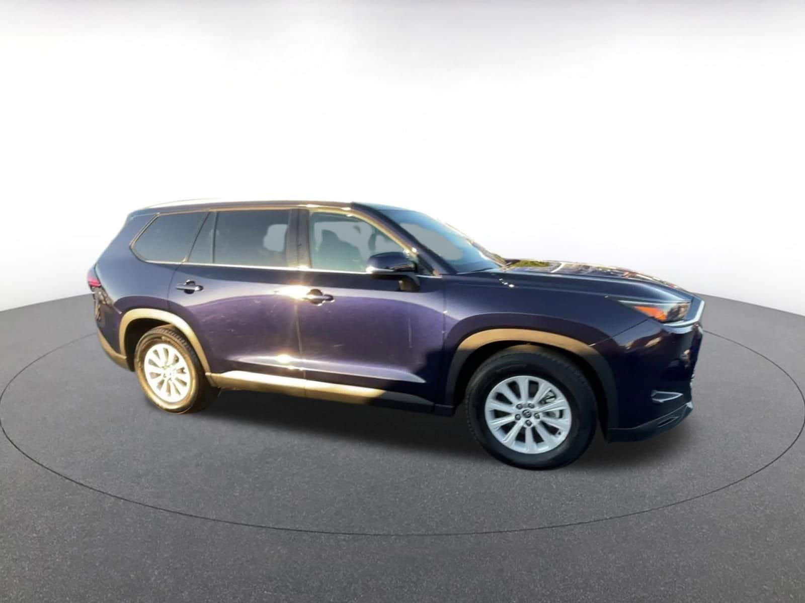 Thumbnail: 2025 Toyota Grand Highlander - 2